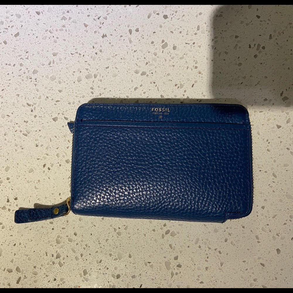 Fossil wallet
